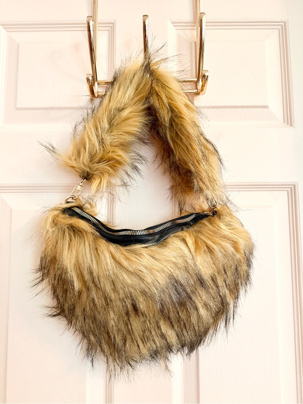 Brand new Fuzzy dolls kill bag